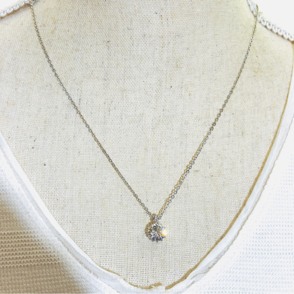 Jacmel JCM Sparkling Swarovski Crystal Pendant Necklace Silver Tone 20" Women's